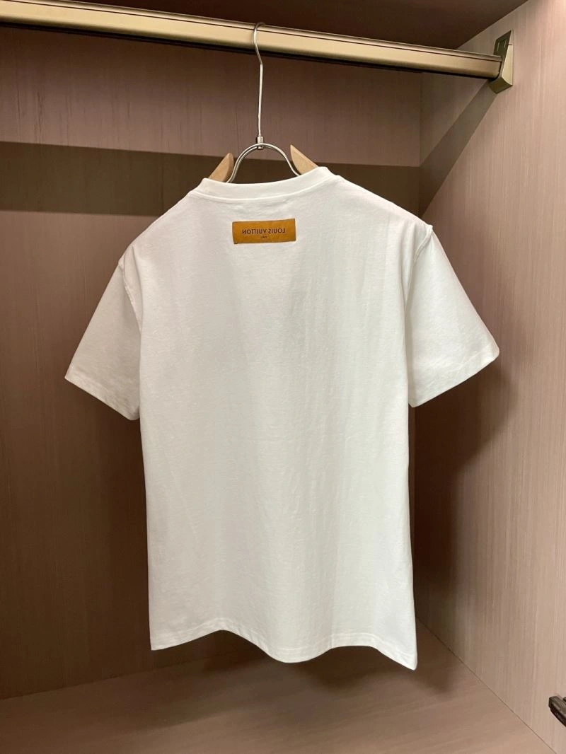 WaterResistant Louis Vuitton T-Shirts 134424