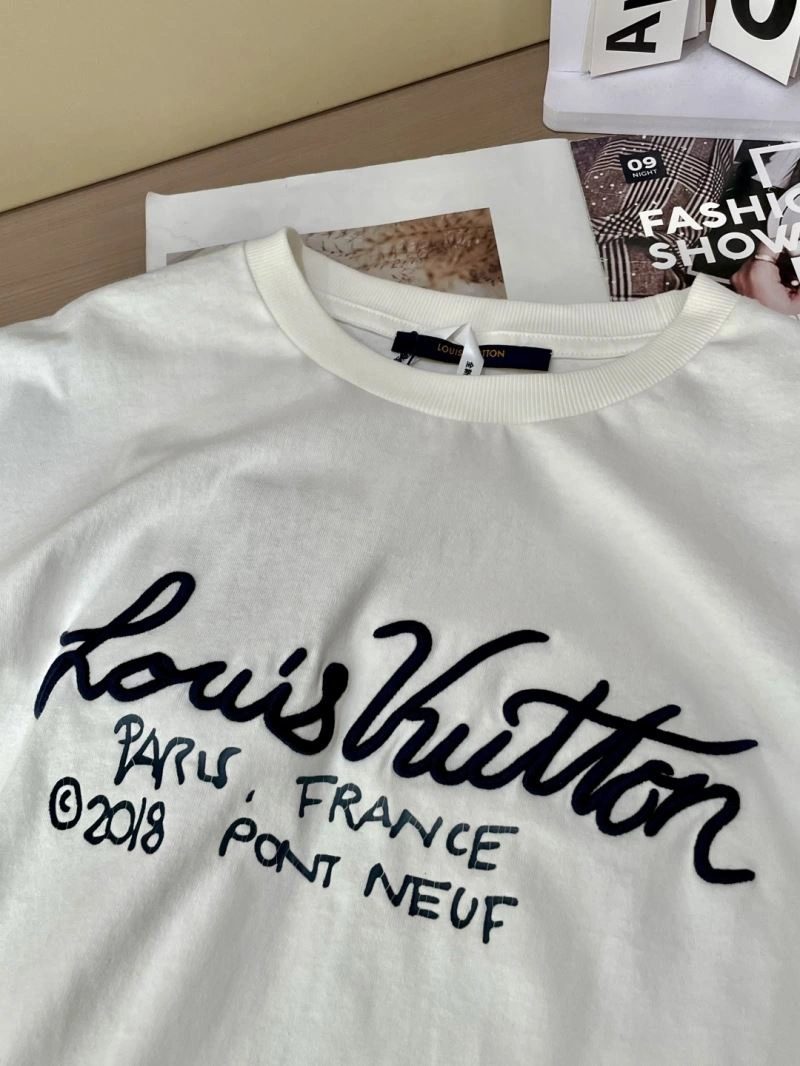 WaterResistant Louis Vuitton T-Shirts 134424