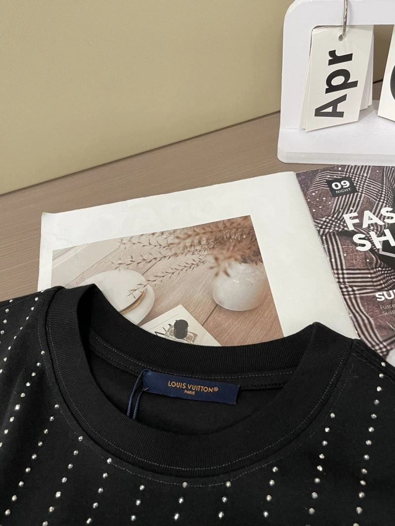 Louis Vuitton T-Shirts Modern 134427