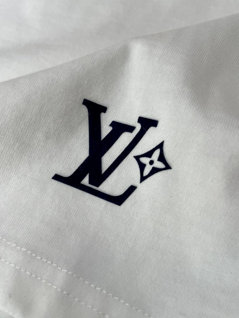 FreshLook Louis Vuitton T-Shirts 134425
