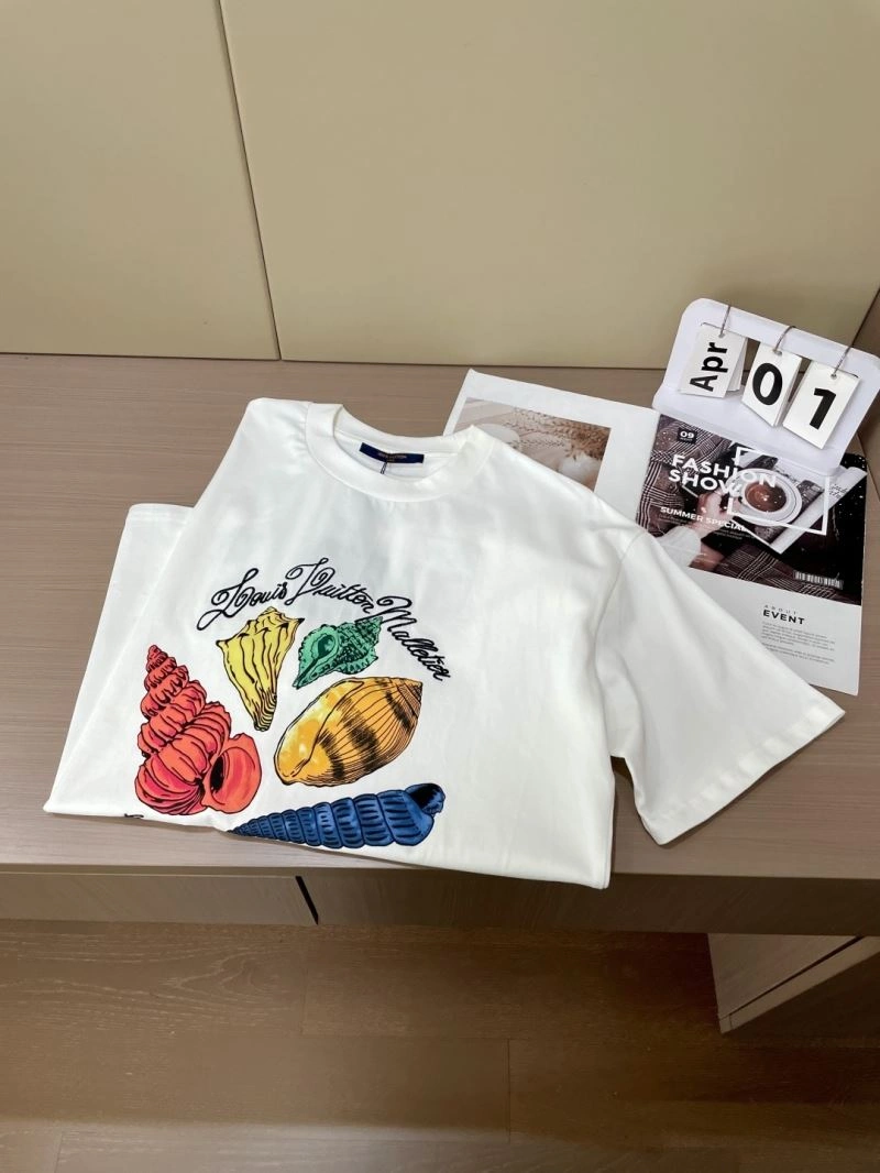 Louis Vuitton T-Shirts Unisex 134419