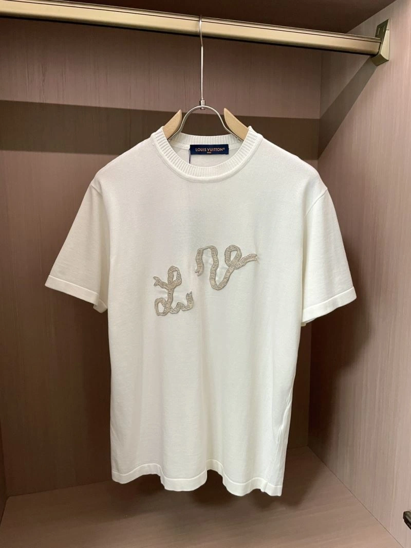 Comfortable Louis Vuitton T-Shirts 134421