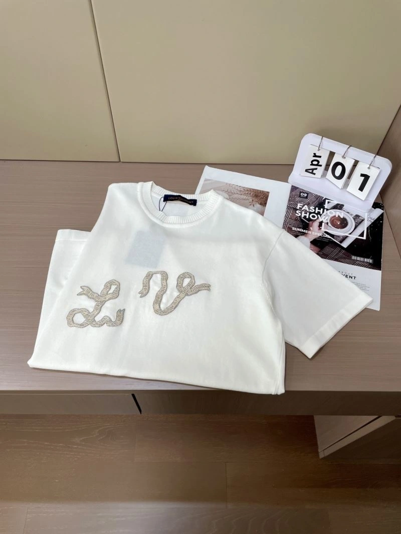 Comfortable Louis Vuitton T-Shirts 134421