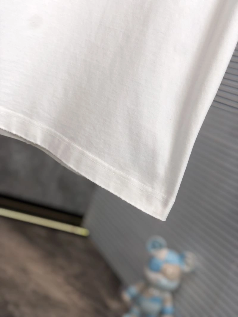Louis Vuitton T-Shirts Reliable 134415