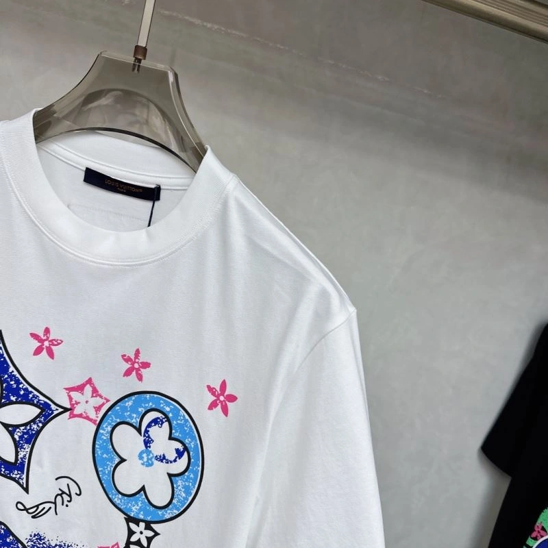 Louis Vuitton T-Shirts Sustainable 134412
