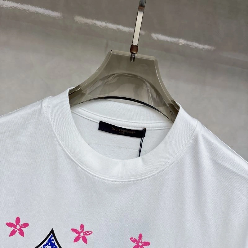 Louis Vuitton T-Shirts Sustainable 134412
