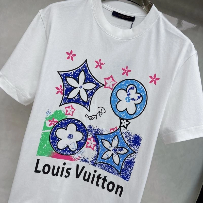 Louis Vuitton T-Shirts Sustainable 134412