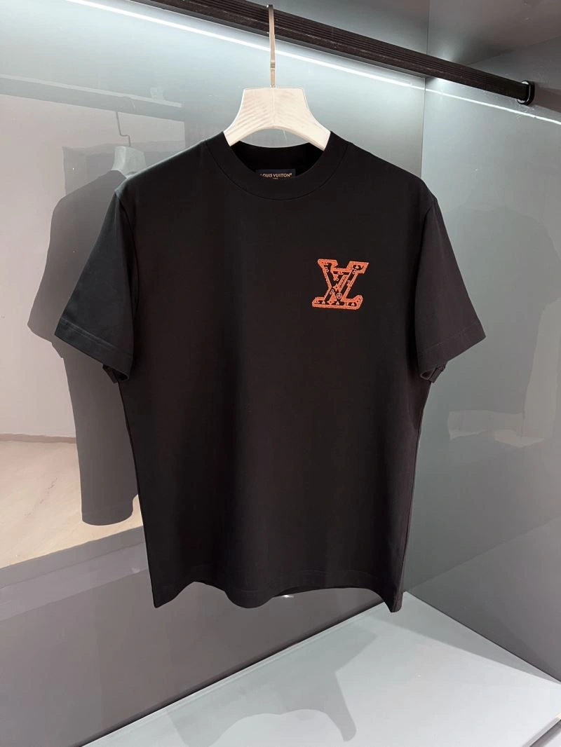 ComfortFit Louis Vuitton T-Shirts 134409