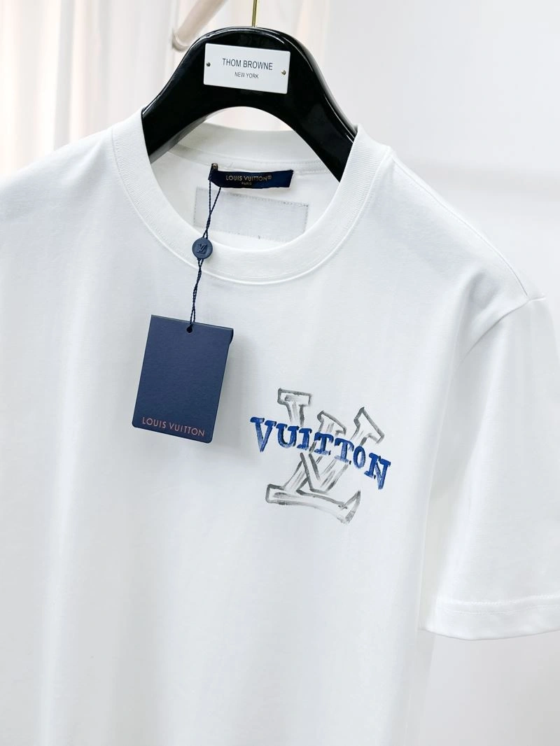Louis Vuitton T-Shirts Sporty 134407