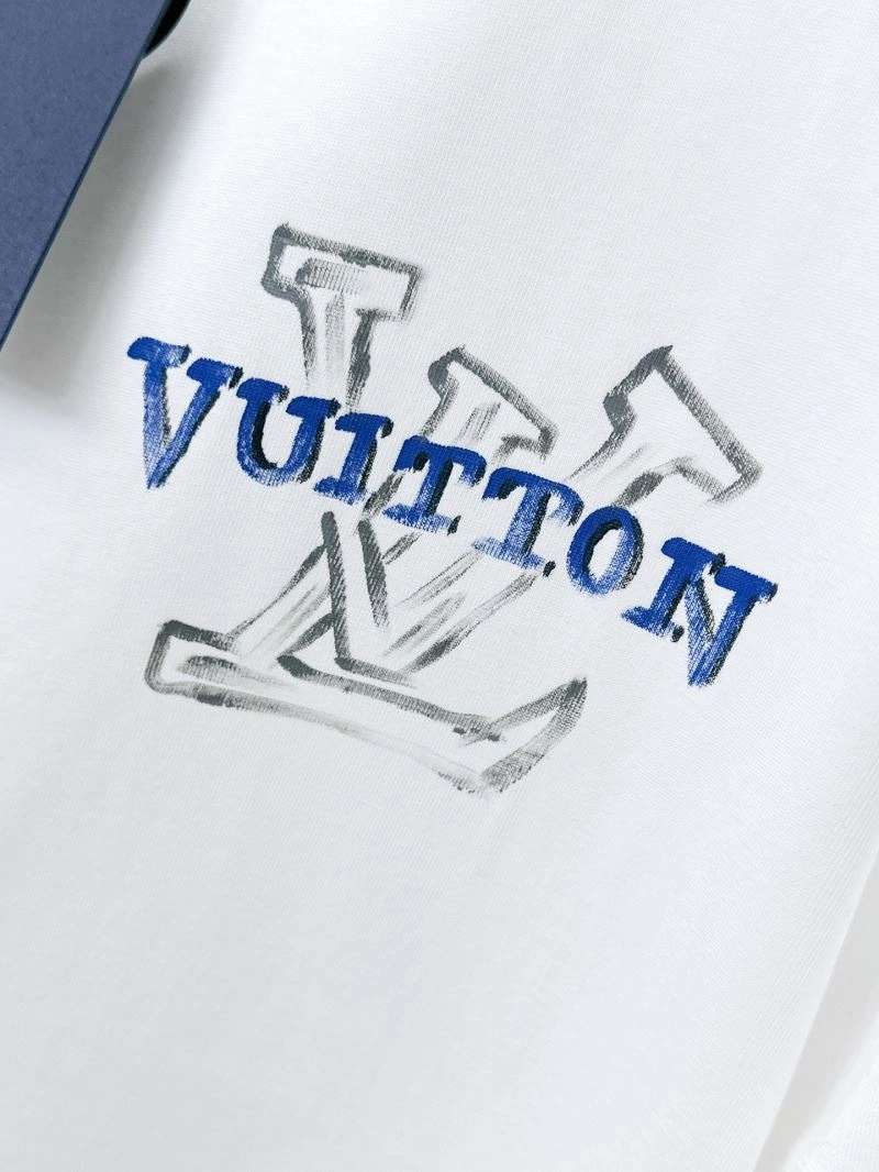 Louis Vuitton T-Shirts Sporty 134407