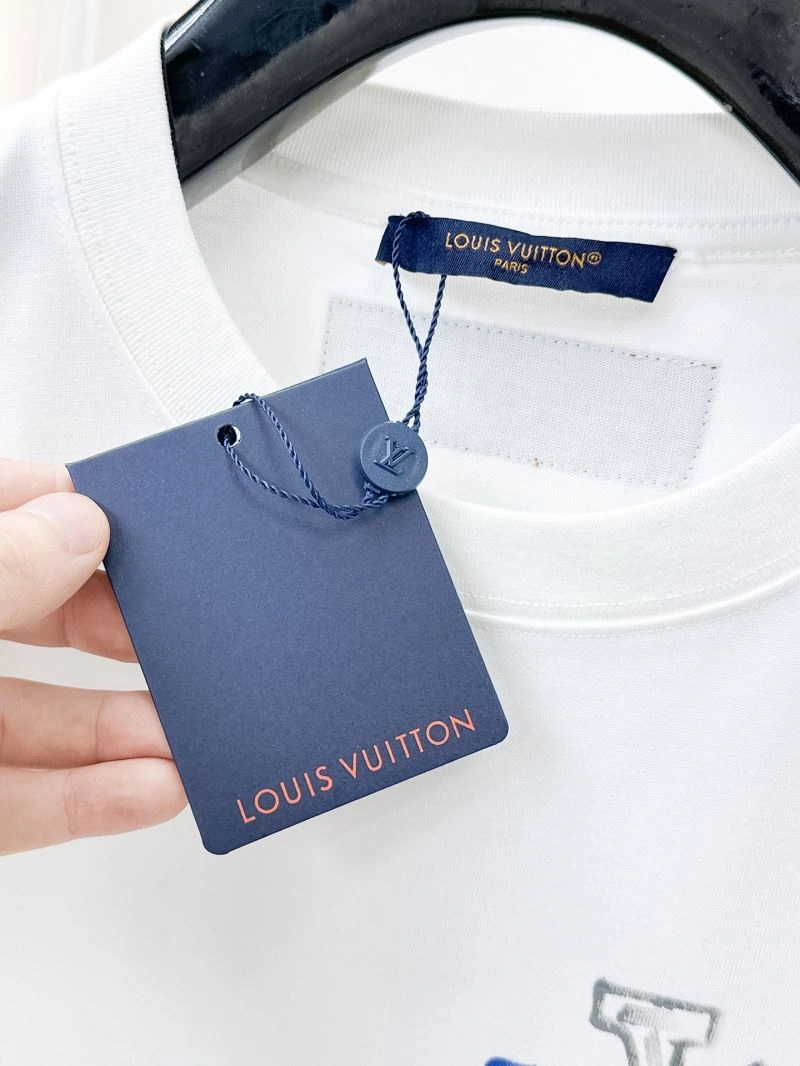 Louis Vuitton T-Shirts Sporty 134407