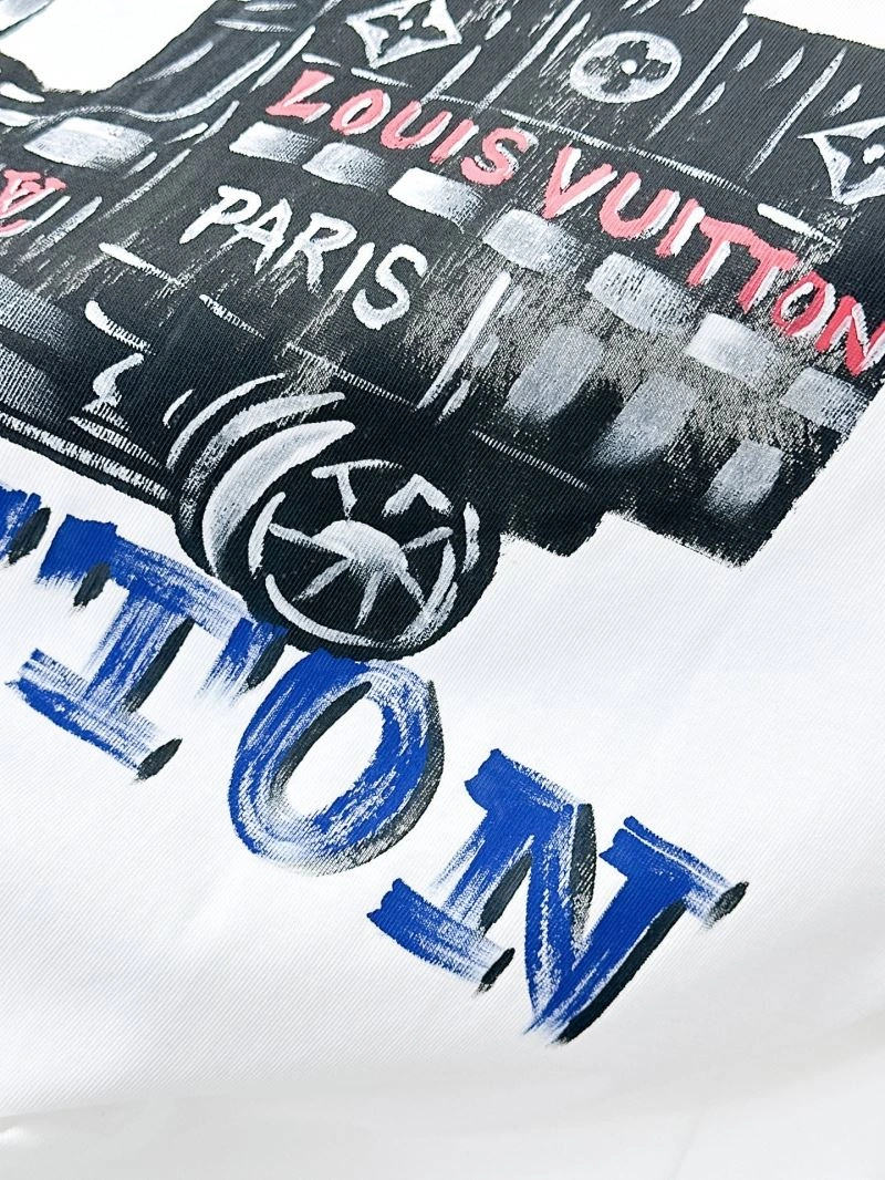 Louis Vuitton T-Shirts Sporty 134407