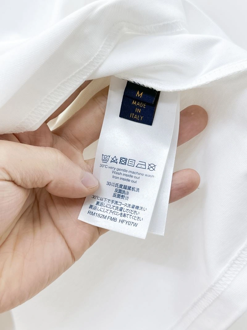 Louis Vuitton T-Shirts Sporty 134407