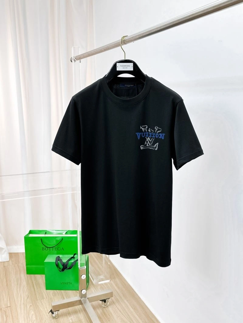 Durable Louis Vuitton T-Shirts 134408