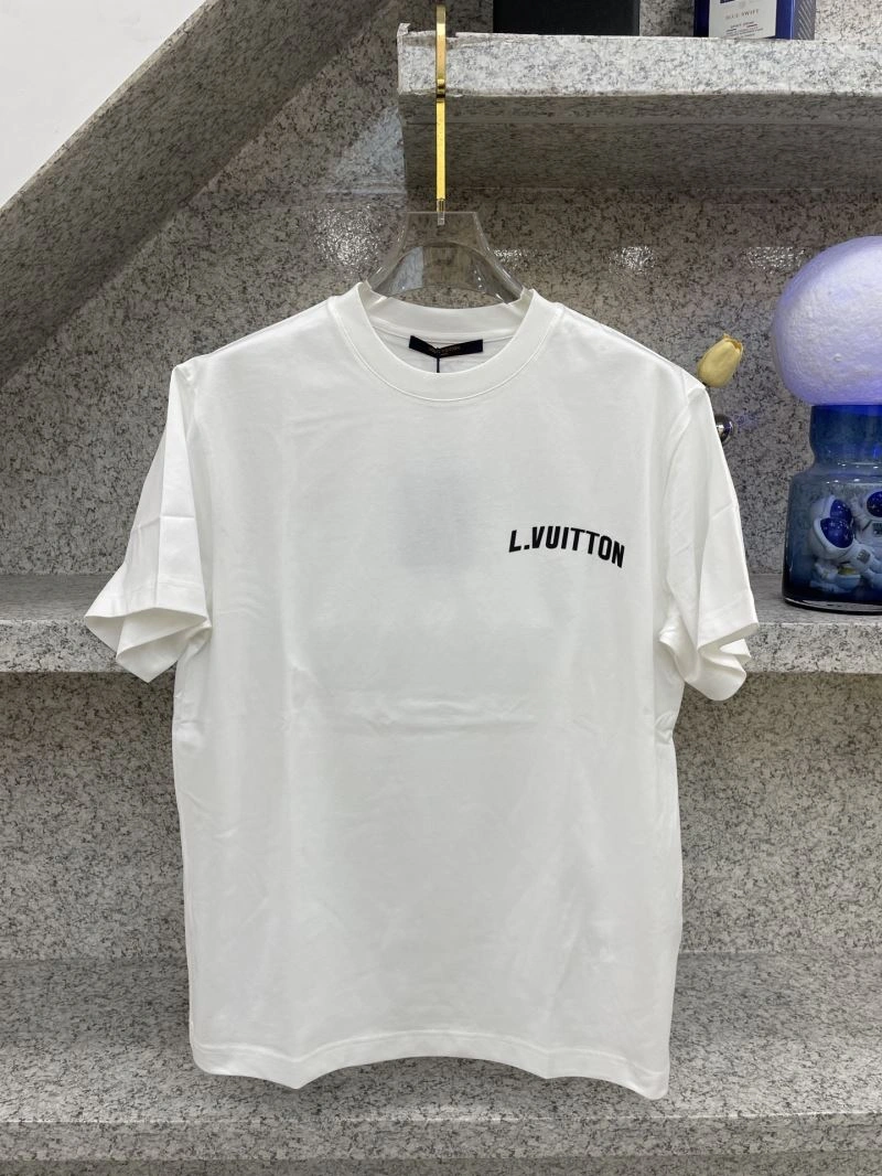 WellDesigned Louis Vuitton T-Shirts 134401