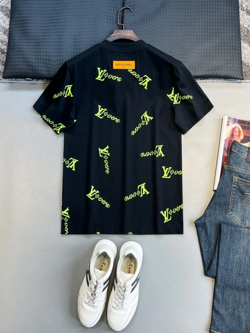 Unisex Louis Vuitton T-Shirts 134394