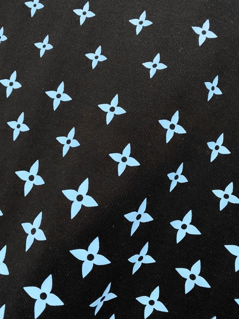 TravelReady Louis Vuitton T-Shirts 134403
