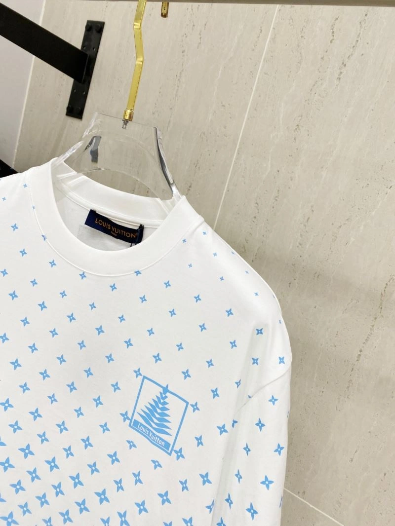 WellDesigned Louis Vuitton T-Shirts 134459