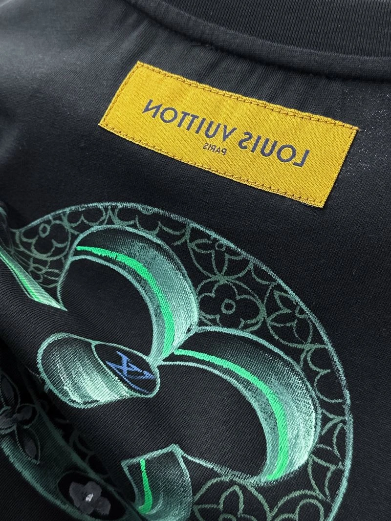 Louis Vuitton T-Shirts Reliable 134399