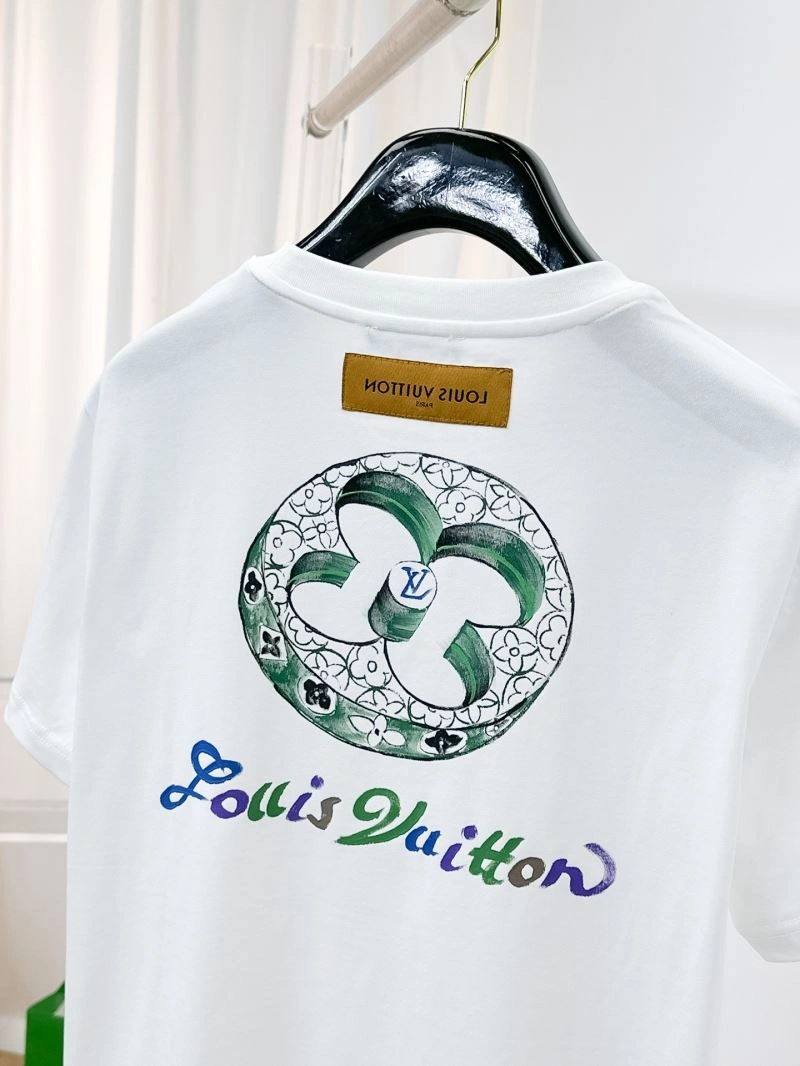 Louis Vuitton T-Shirts UrbanChic 134391