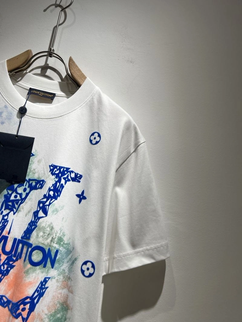 Fashionable Louis Vuitton T-Shirts 134389