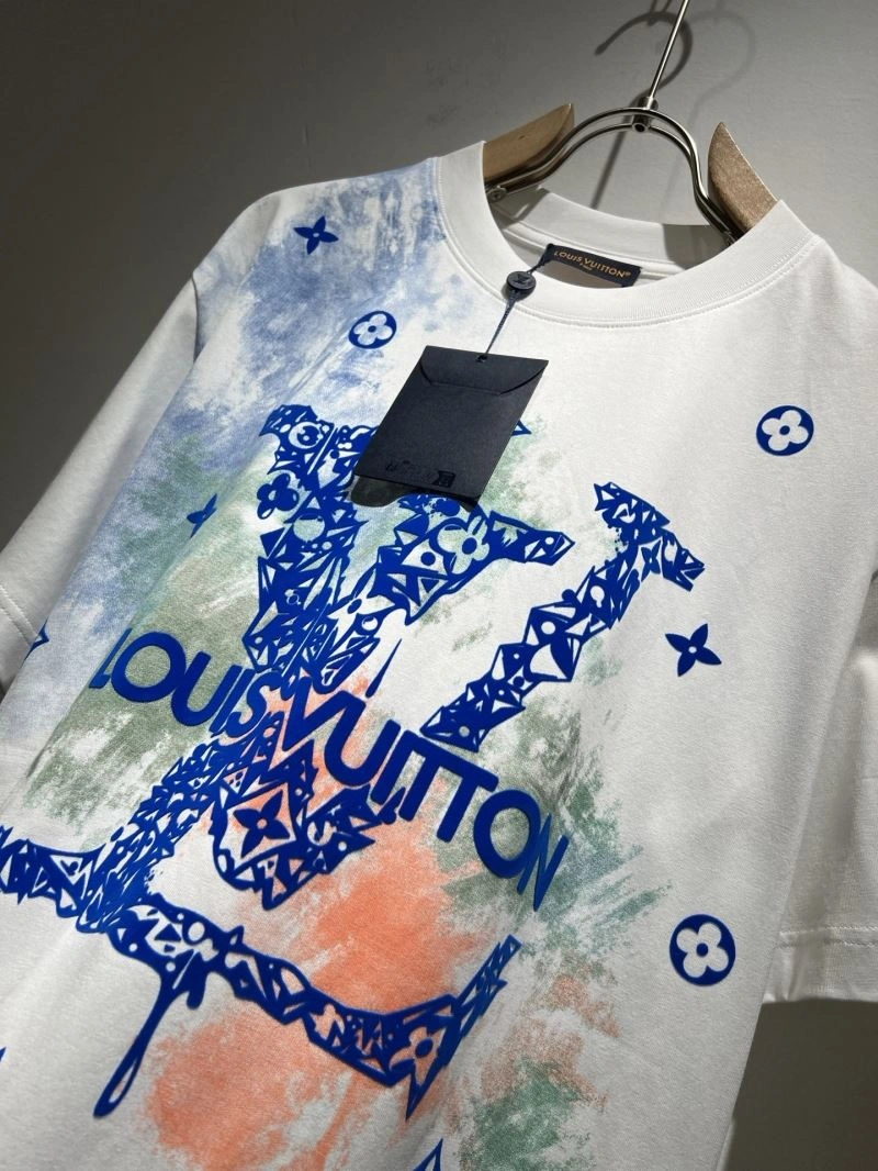 Fashionable Louis Vuitton T-Shirts 134389