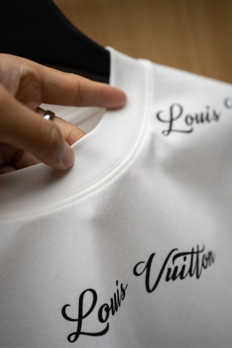Louis Vuitton T-Shirts Efficient 134390
