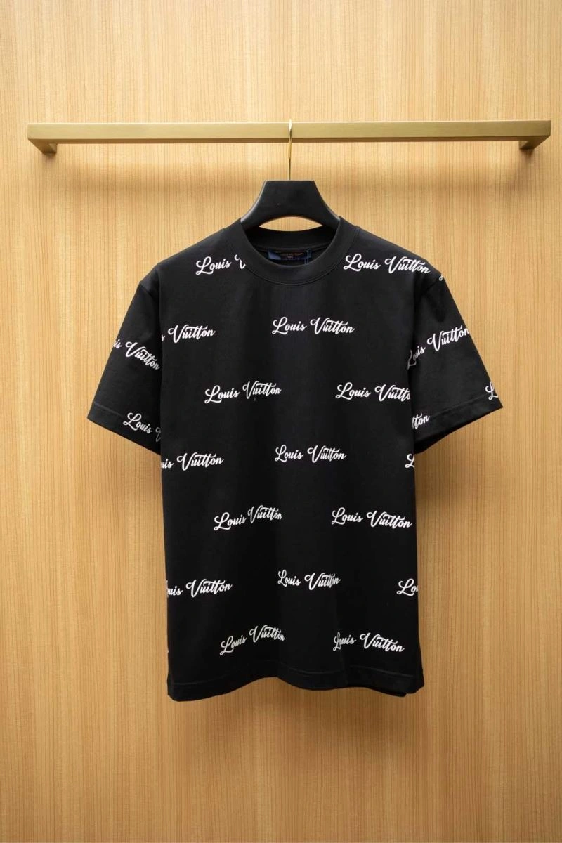 Upgraded Louis Vuitton T-Shirts 134384