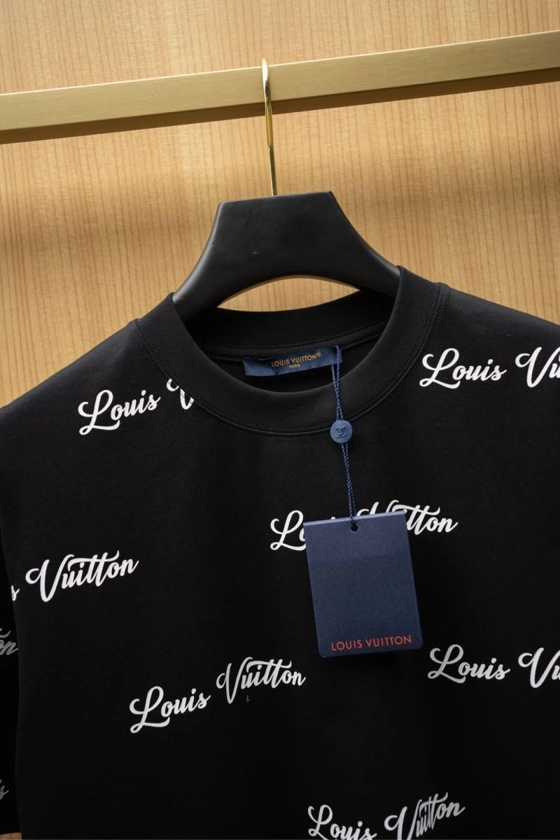 Upgraded Louis Vuitton T-Shirts 134384