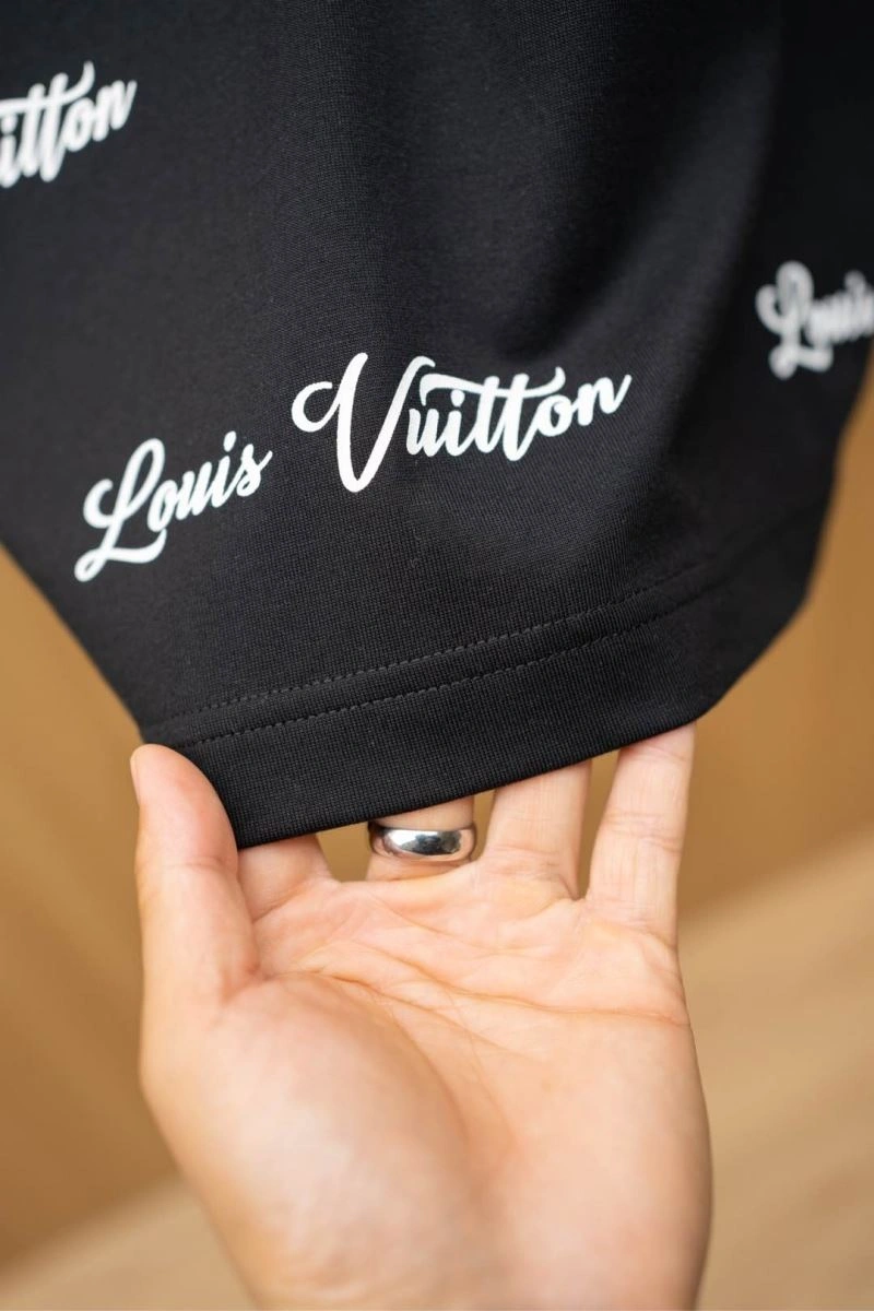 Upgraded Louis Vuitton T-Shirts 134384