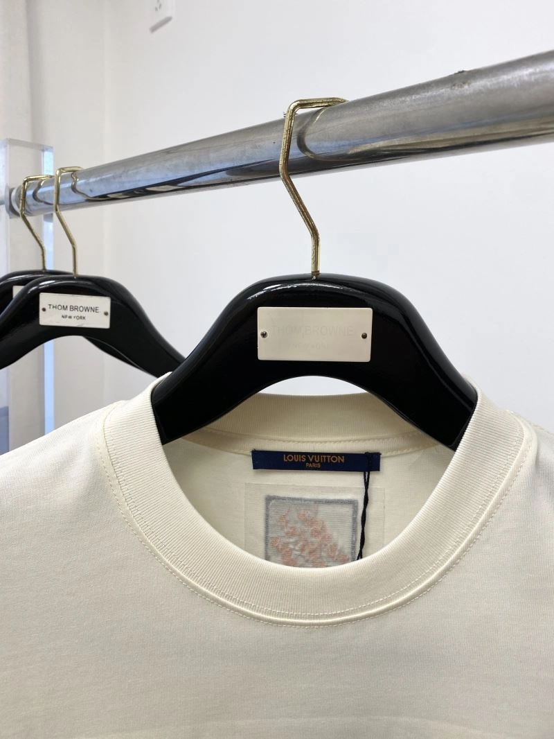 Louis Vuitton T-Shirts Classic 134395