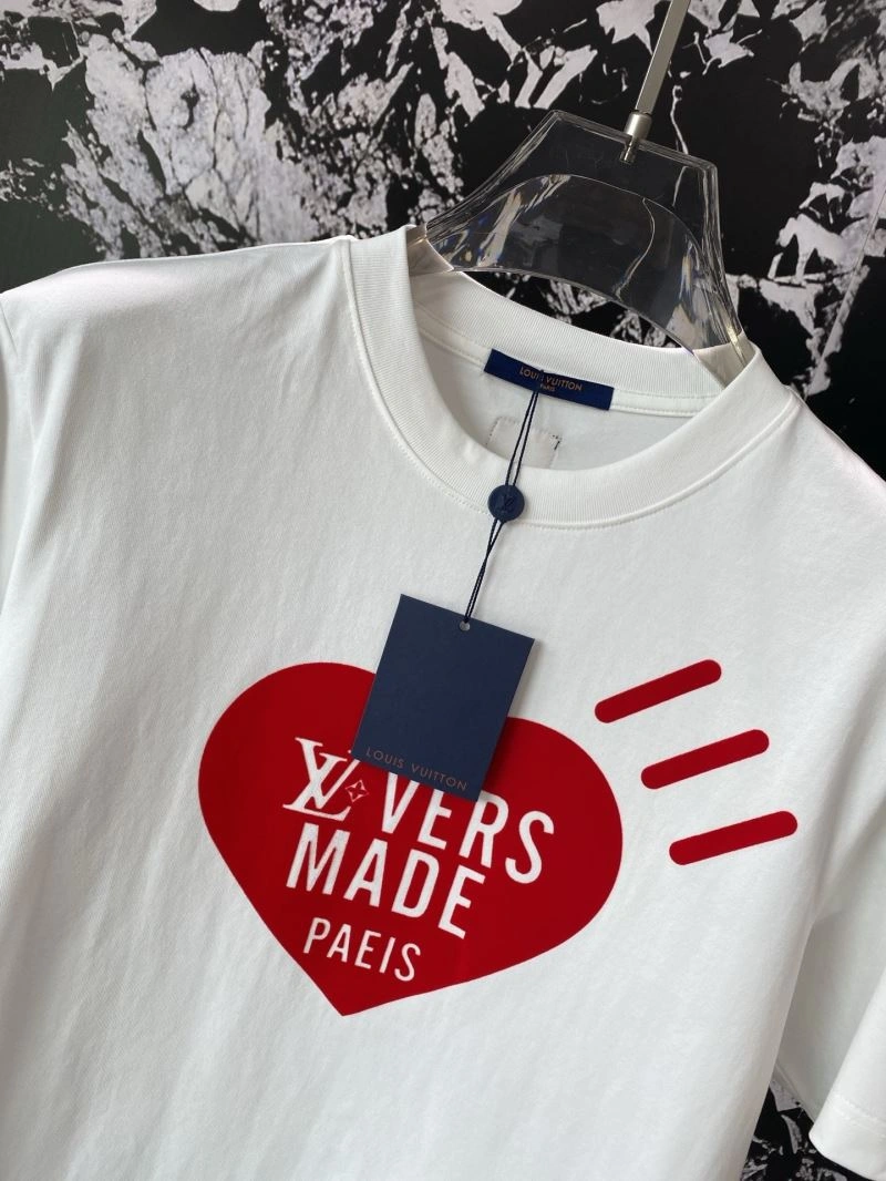 RelaxedFit Louis Vuitton T-Shirts 134377