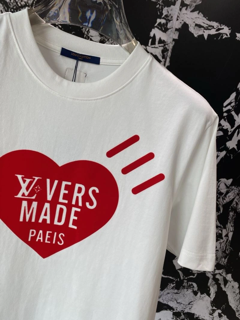 RelaxedFit Louis Vuitton T-Shirts 134377