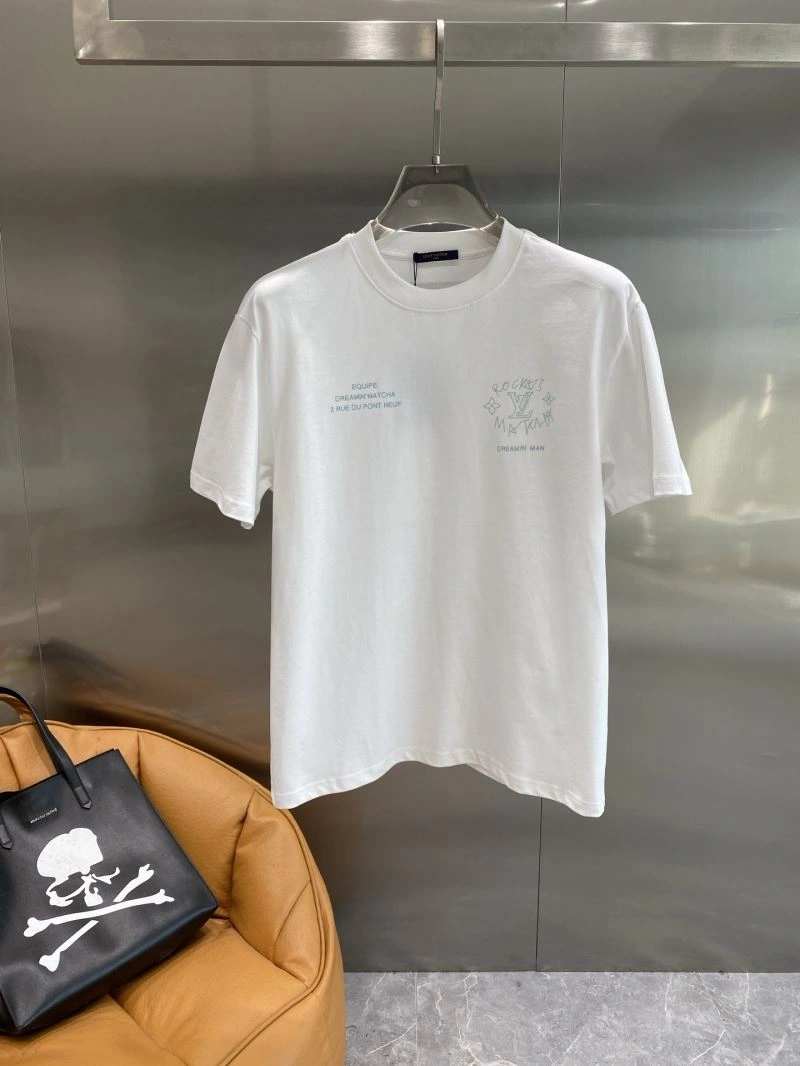 Sustainable Louis Vuitton T-Shirts 134376