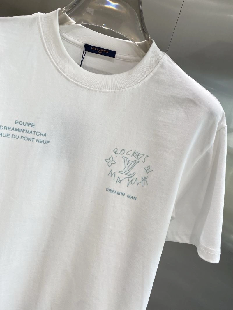 Sustainable Louis Vuitton T-Shirts 134376