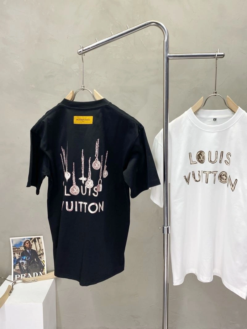 WrinkleFree Louis Vuitton T-Shirts 134372