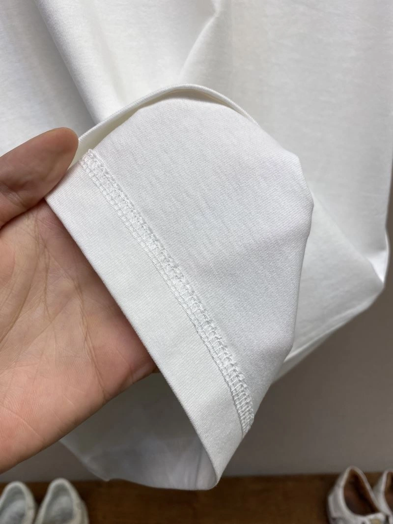 Elegant Louis Vuitton T-Shirts 134345