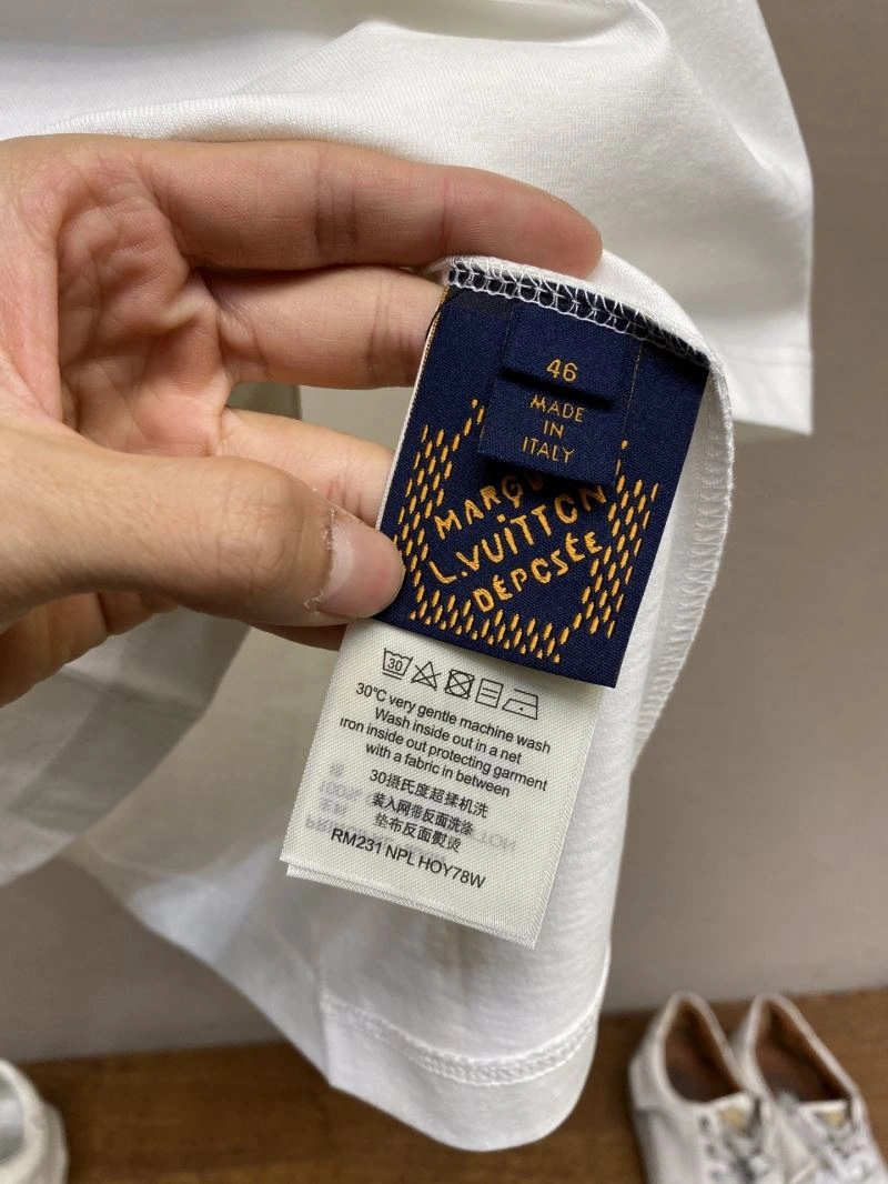 Louis Vuitton T-Shirts SmartChoice 134344