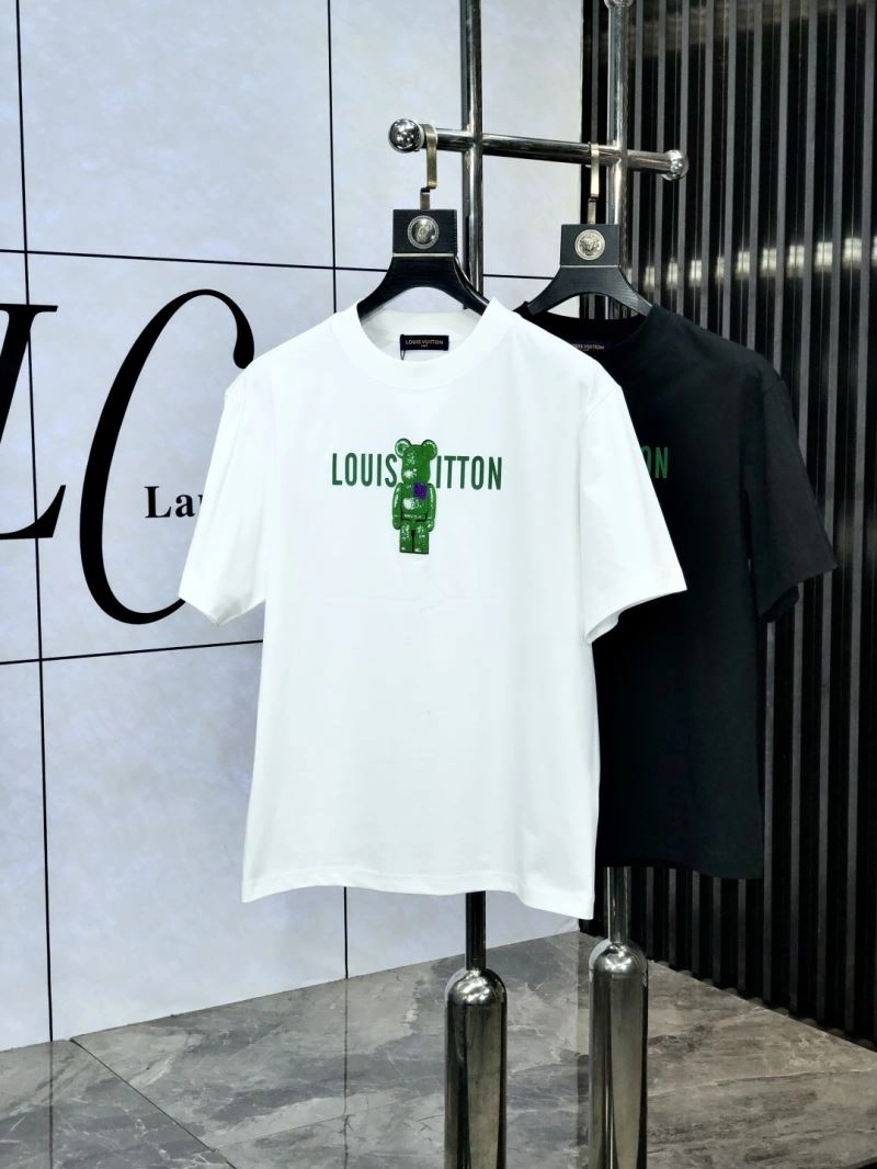 Compact Louis Vuitton T-Shirts 134346
