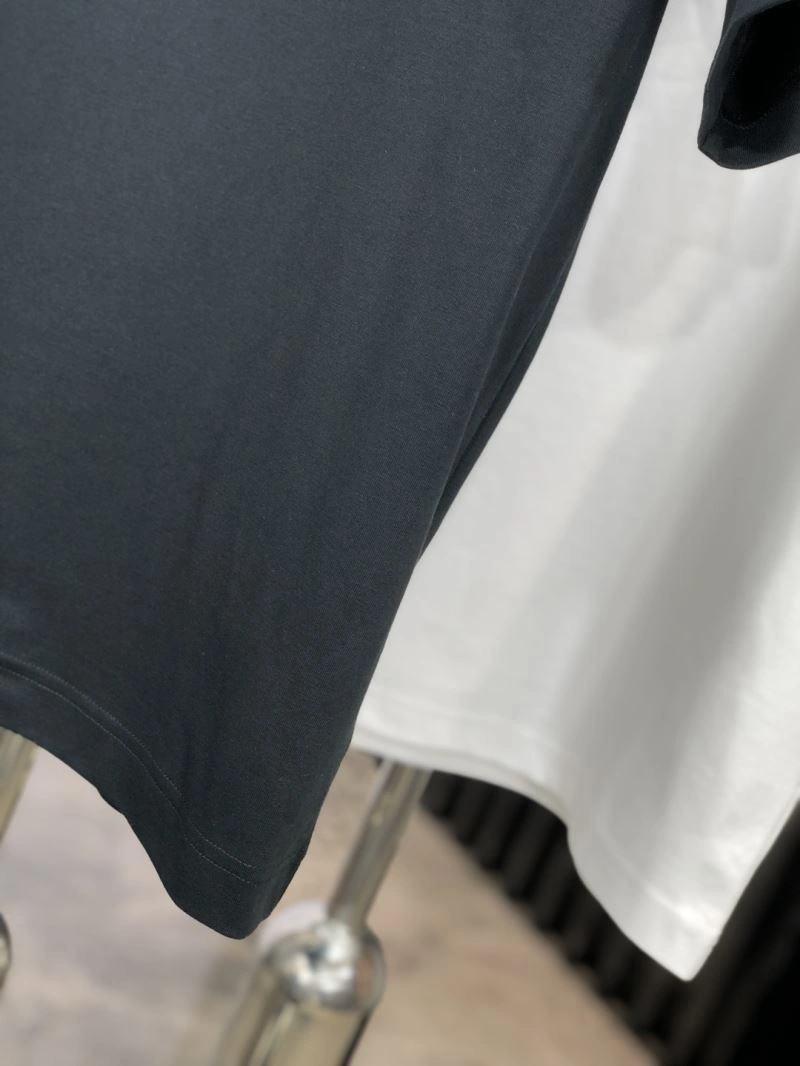 Compact Louis Vuitton T-Shirts 134346