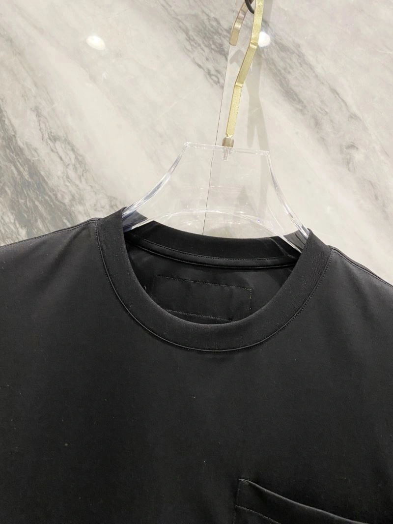 Louis Vuitton T-Shirts Sleek 134348