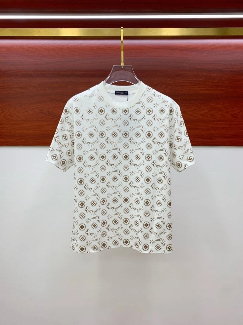 Louis Vuitton T-Shirts Comfortable 134356