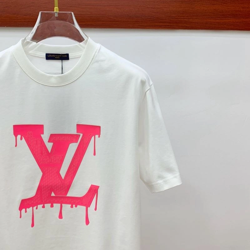 Trendy Louis Vuitton T-Shirts 134350