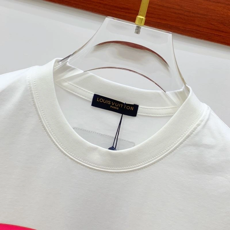 Trendy Louis Vuitton T-Shirts 134350