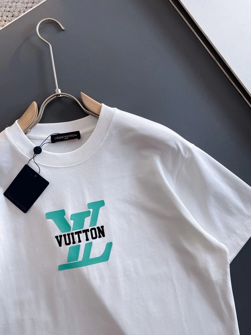 Louis Vuitton T-Shirts GoAnywhere 134343