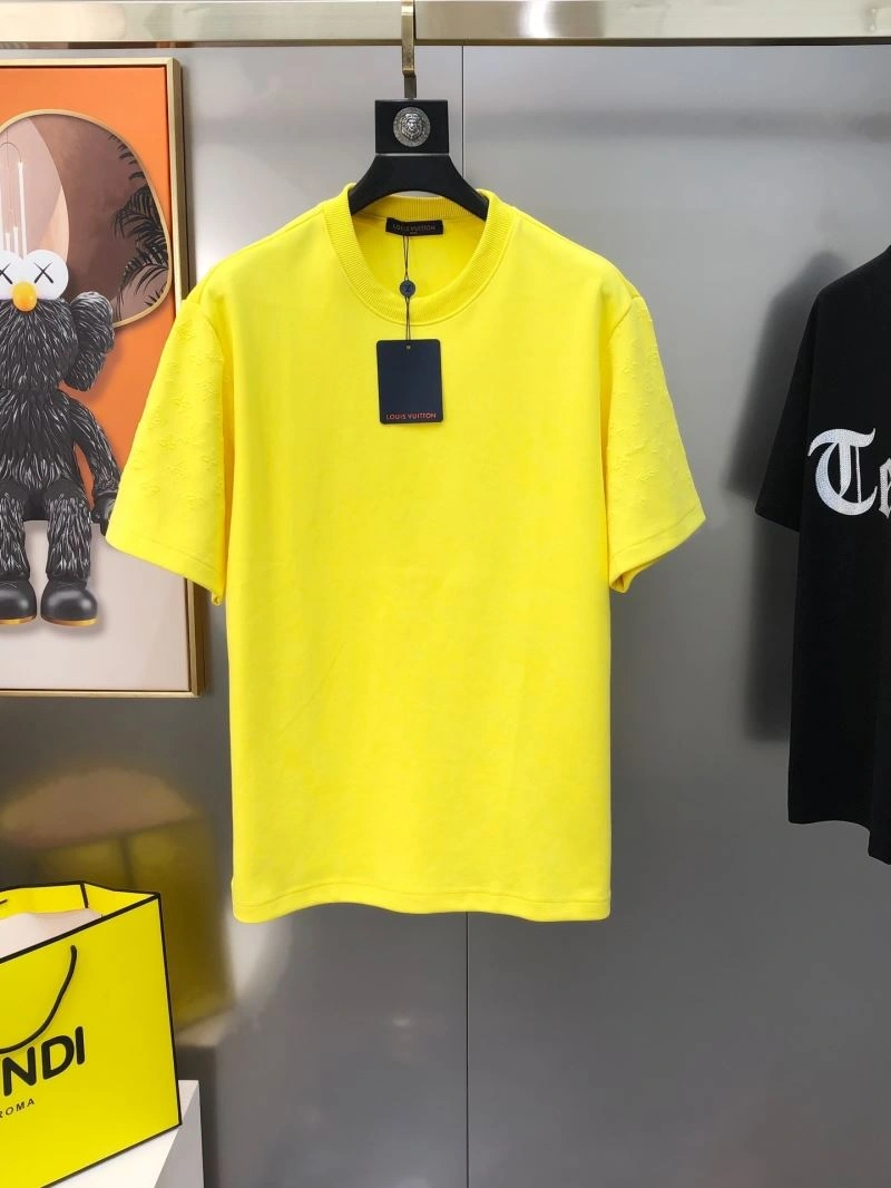 Louis Vuitton T-Shirts WrinkleFree 134337