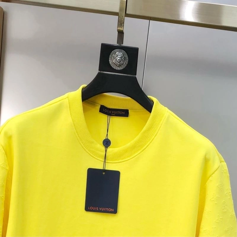 Louis Vuitton T-Shirts WrinkleFree 134337