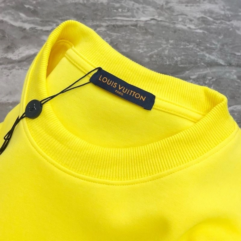 Louis Vuitton T-Shirts WrinkleFree 134337