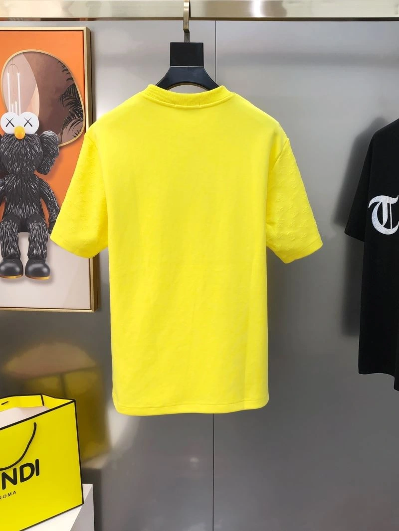 Louis Vuitton T-Shirts WrinkleFree 134337