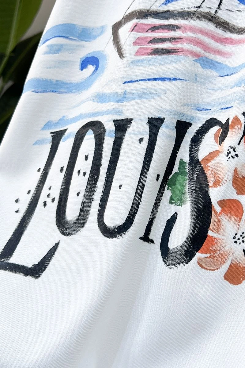 EyeCatching Louis Vuitton T-Shirts 134336